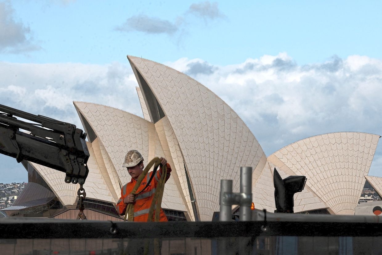 Hedging by Australia's pension funds set to boost local currency