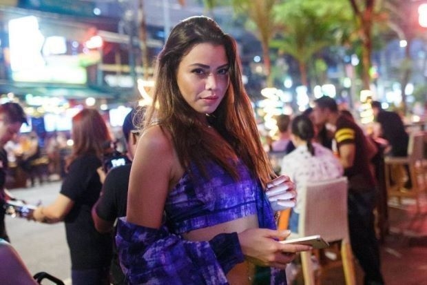 Court orders govt to pay RM1.1mil to family of Dutch model who fell to her death