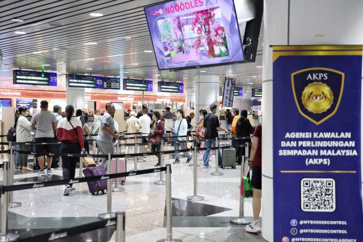 Afghan family fails in bid to enter Malaysia using fake visas