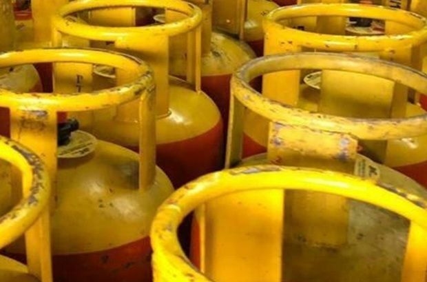 Domestic Trade Ministry seizes over 1,300 LPG cylinders in Ulu Tiram raid