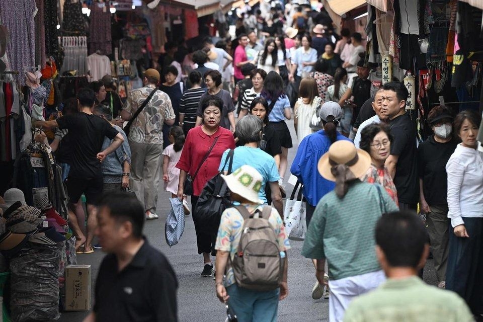 South Korea's population stagnates despite number of foreign residents topping 2 million