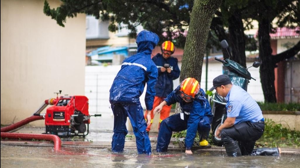 Typhoon Co-May makes landfall in Zhoushan, China