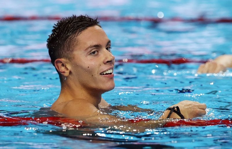 Swimming-Popovici builds a wall and his rivals pay for it