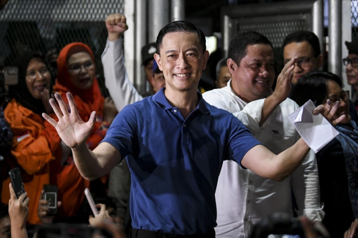 Prabowo reconciles with opposition through pardons