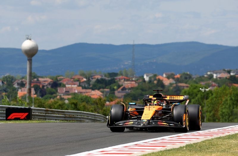 Motor racing-Piastri denies Norris a Hungarian practice sweep