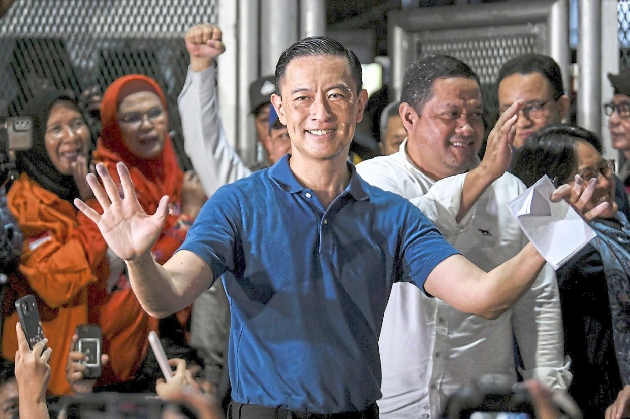 Opposition men pardoned