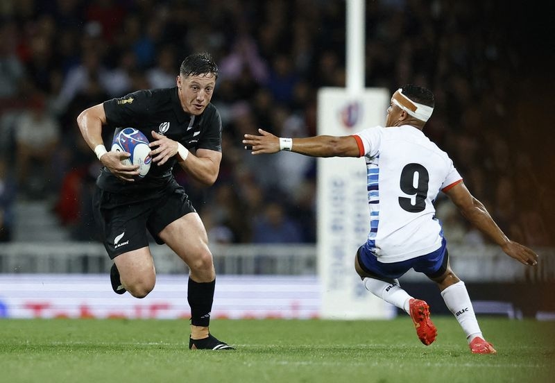Rugby-All Blacks scrumhalf Roigard out of Argentina tests due to stress fracture