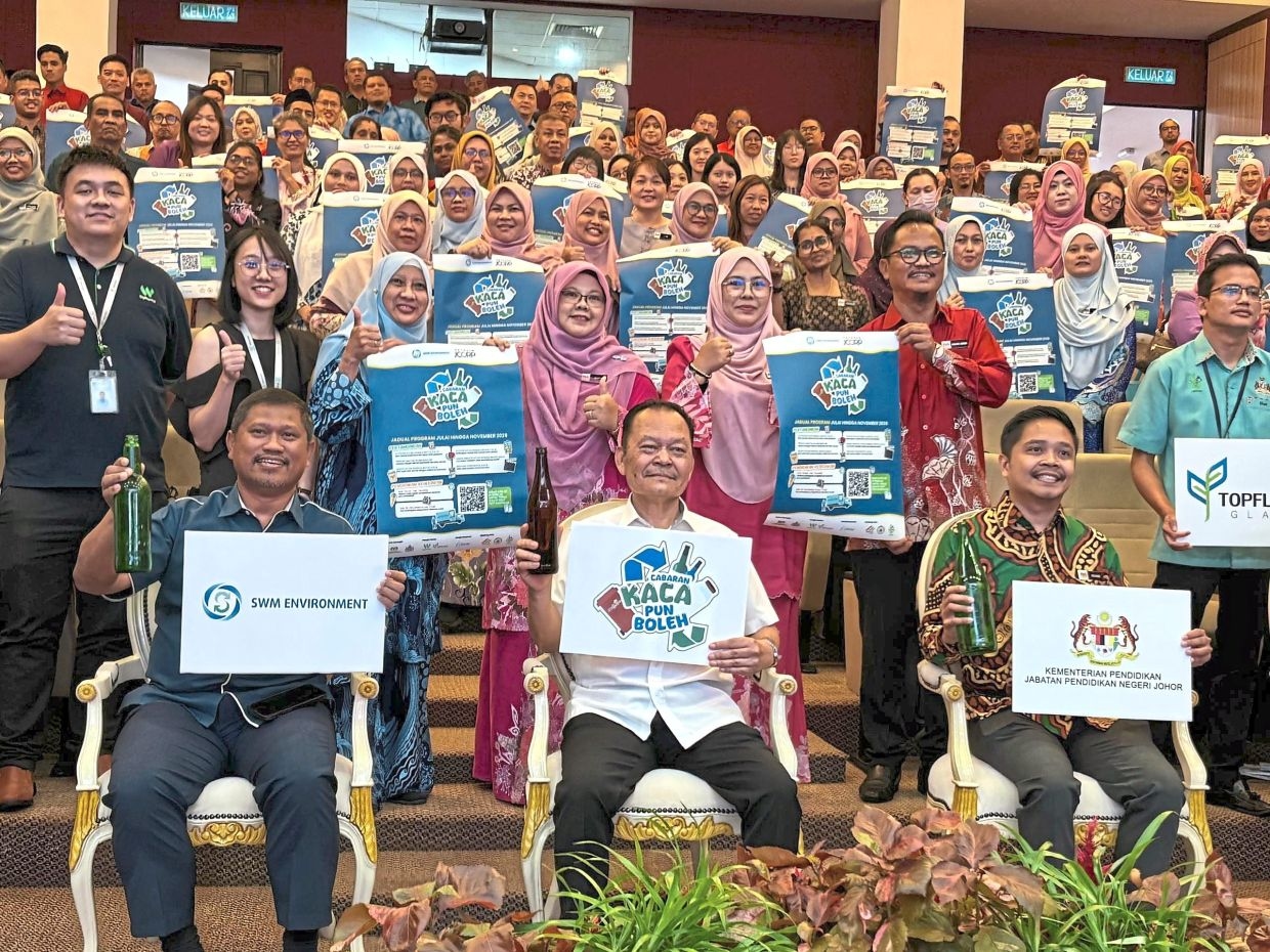 30,000kg target for glass recycling contest across 60 Johor schools