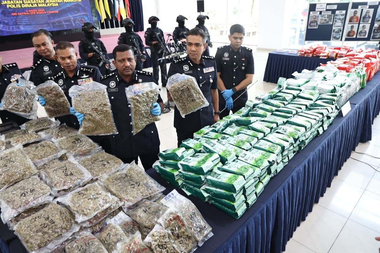 Cops seize drugs worth almost RM18mil in raid on KL house