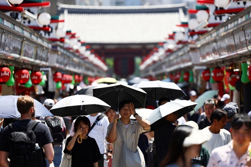 Japan sets record temperatures, worries mount over rice crops