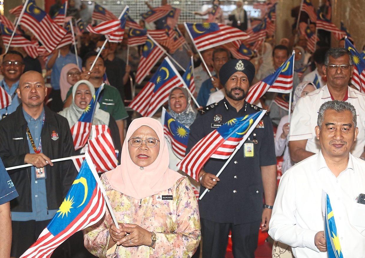 City Hall flies the flag for cohesive, patriotic KL