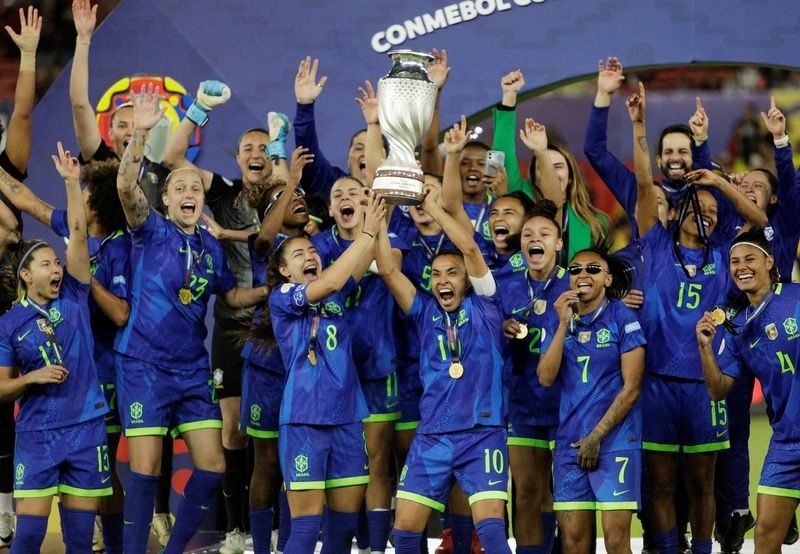 Soccer-Thrilling Women's Copa America final can't hide challenges ahead
