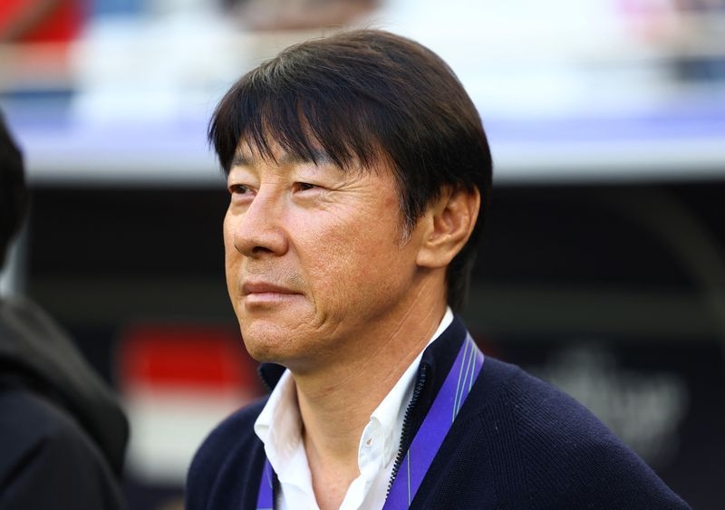 Soccer-Shin returns to South Korea vowing to revitalise champions Ulsan