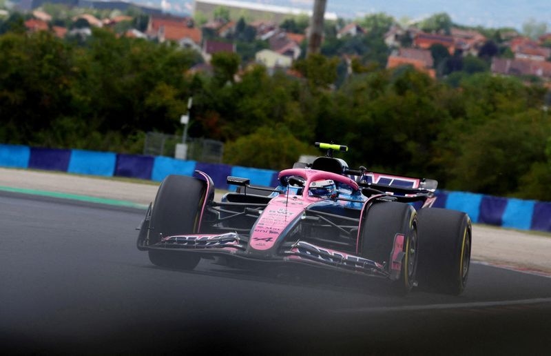 Motor racing-Colapinto reported OK after crashing in F1 tyre test