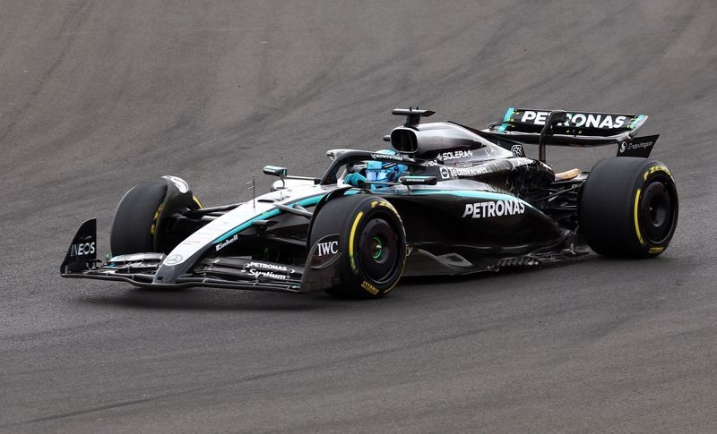 Motor racing-Mercedes upbeat after binning suspension upgrade