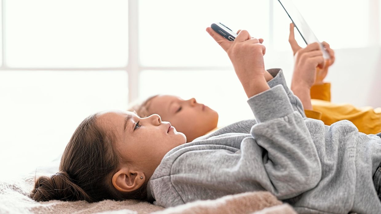 Way too early: German kids start smartphone use at 7