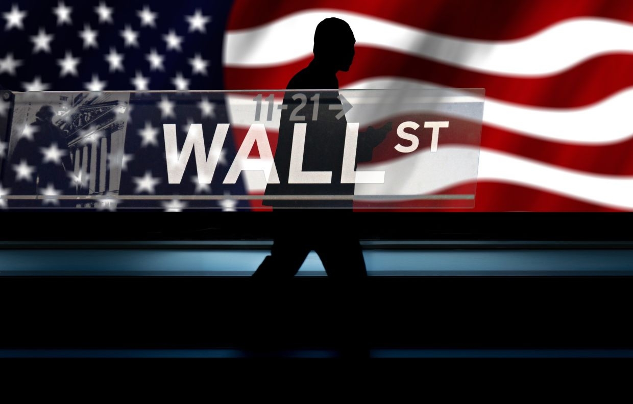 Tech shares lift Wall St futures on tariff exemption hopes