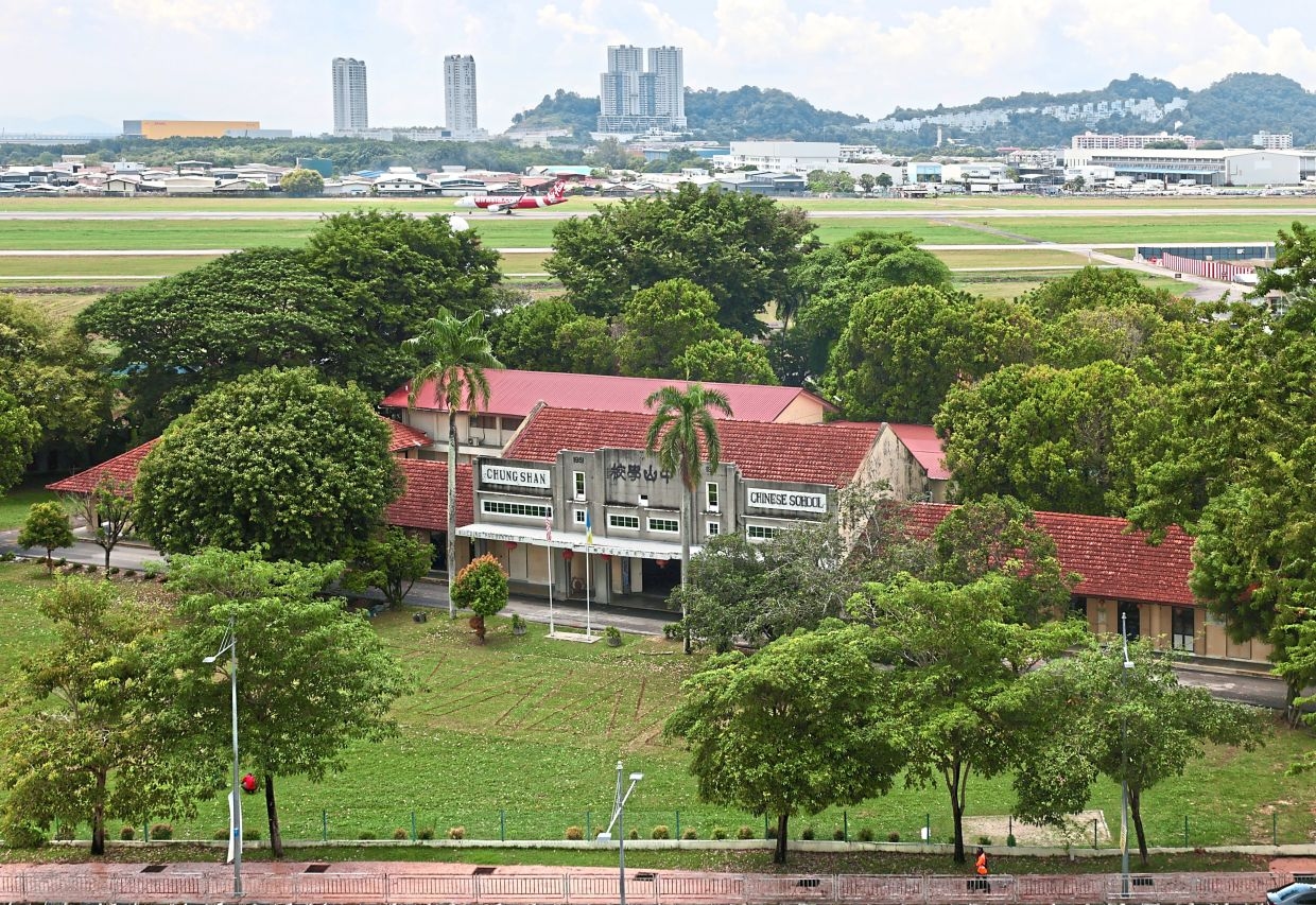 School's move yet to take off