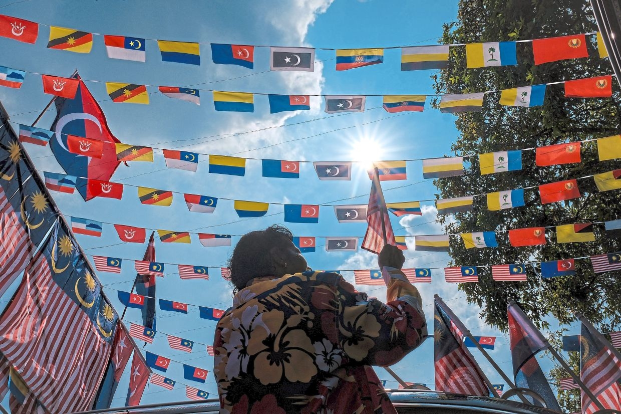 3,000 flags keep spirit of patriotism alive in Johor Baru