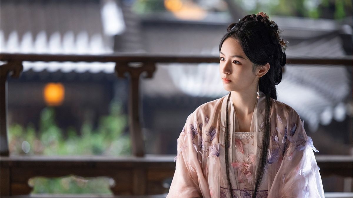 China's rising superstar Zhou Ye headlines the much-heralded "Legend of the Female General" in iQIYI's new starry historical series