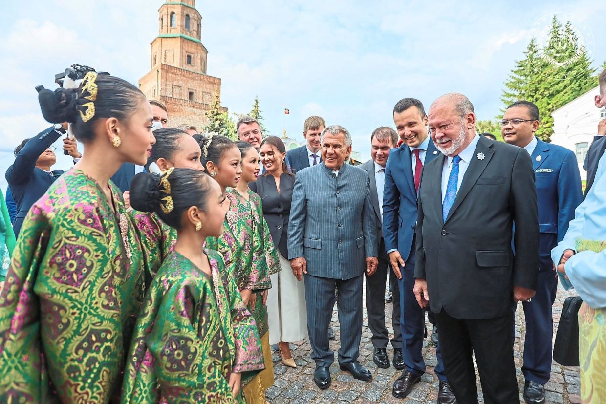 King eyes closer relations with Tatarstan