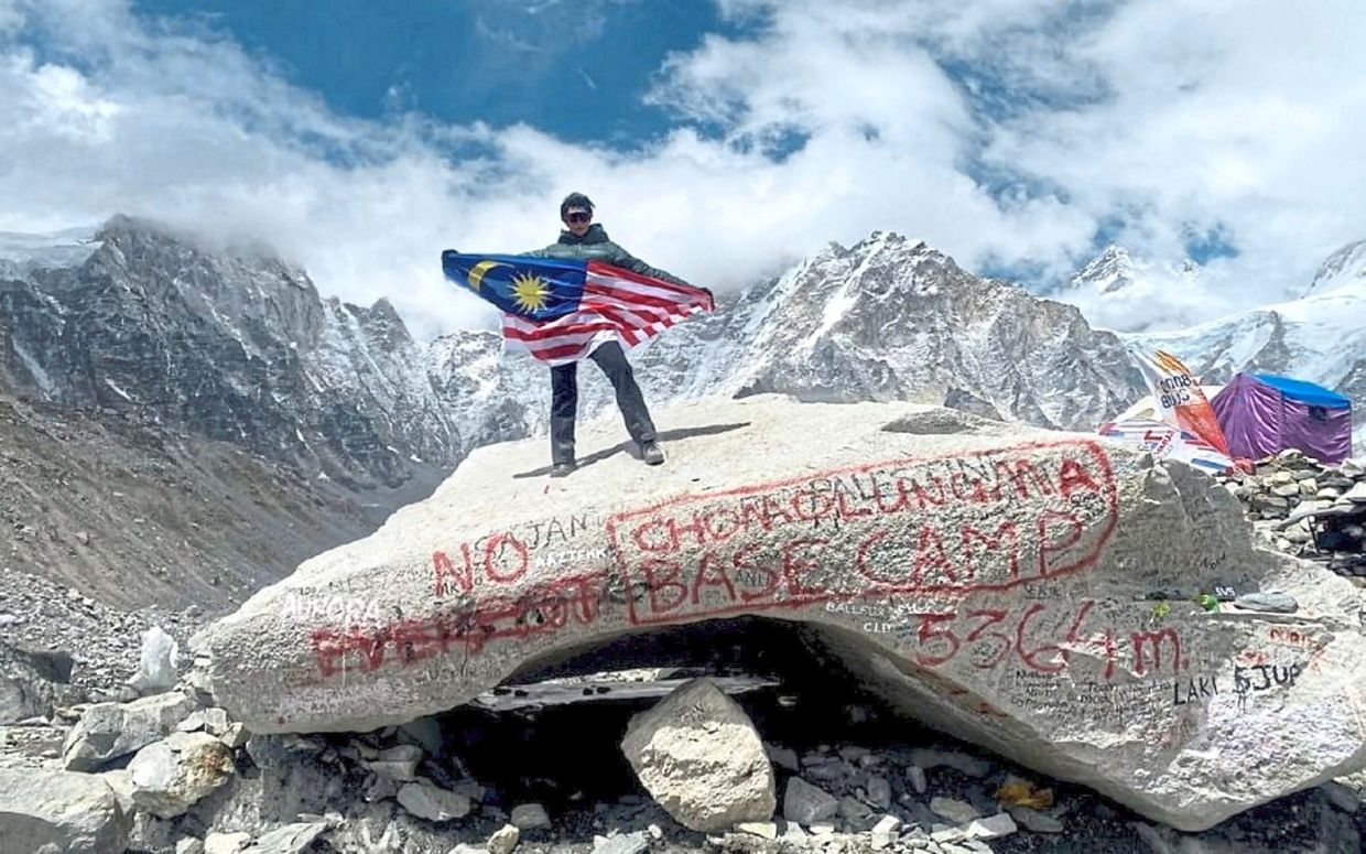 Beauty queen claims another mountain record