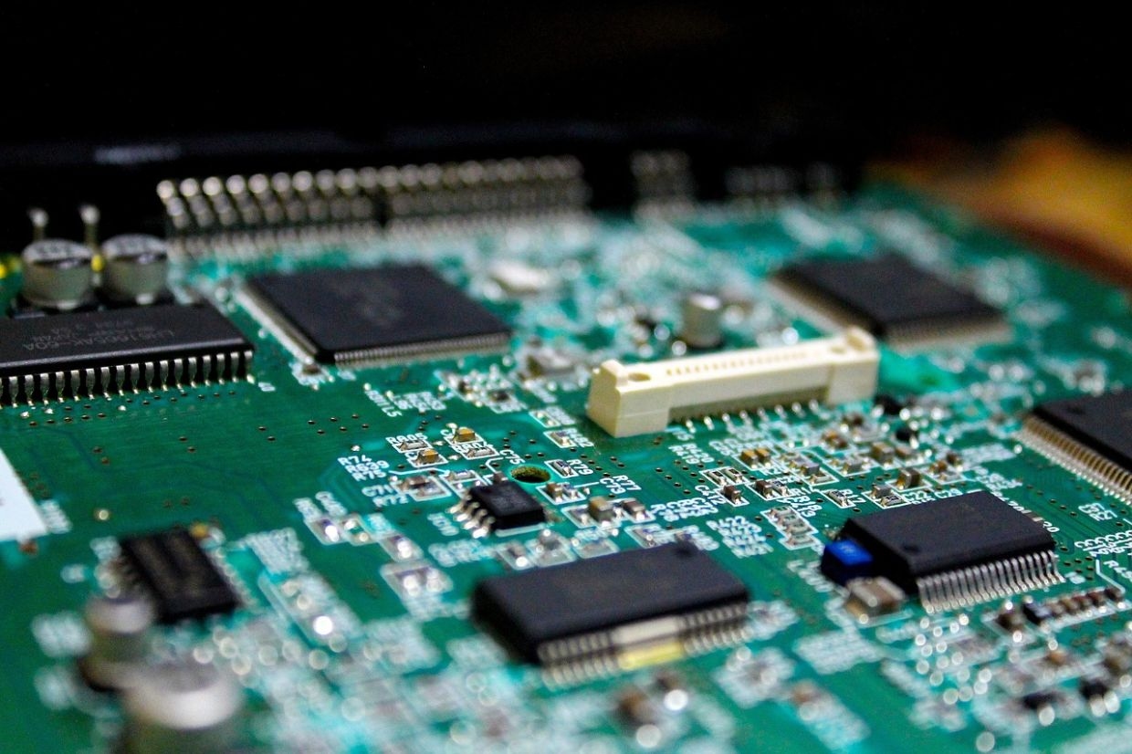 Uncertainty looms over semiconductor exports