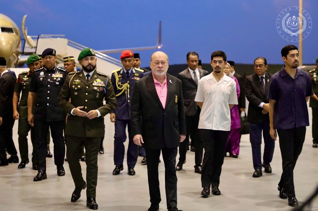King returns safely after completing state visit to Russia