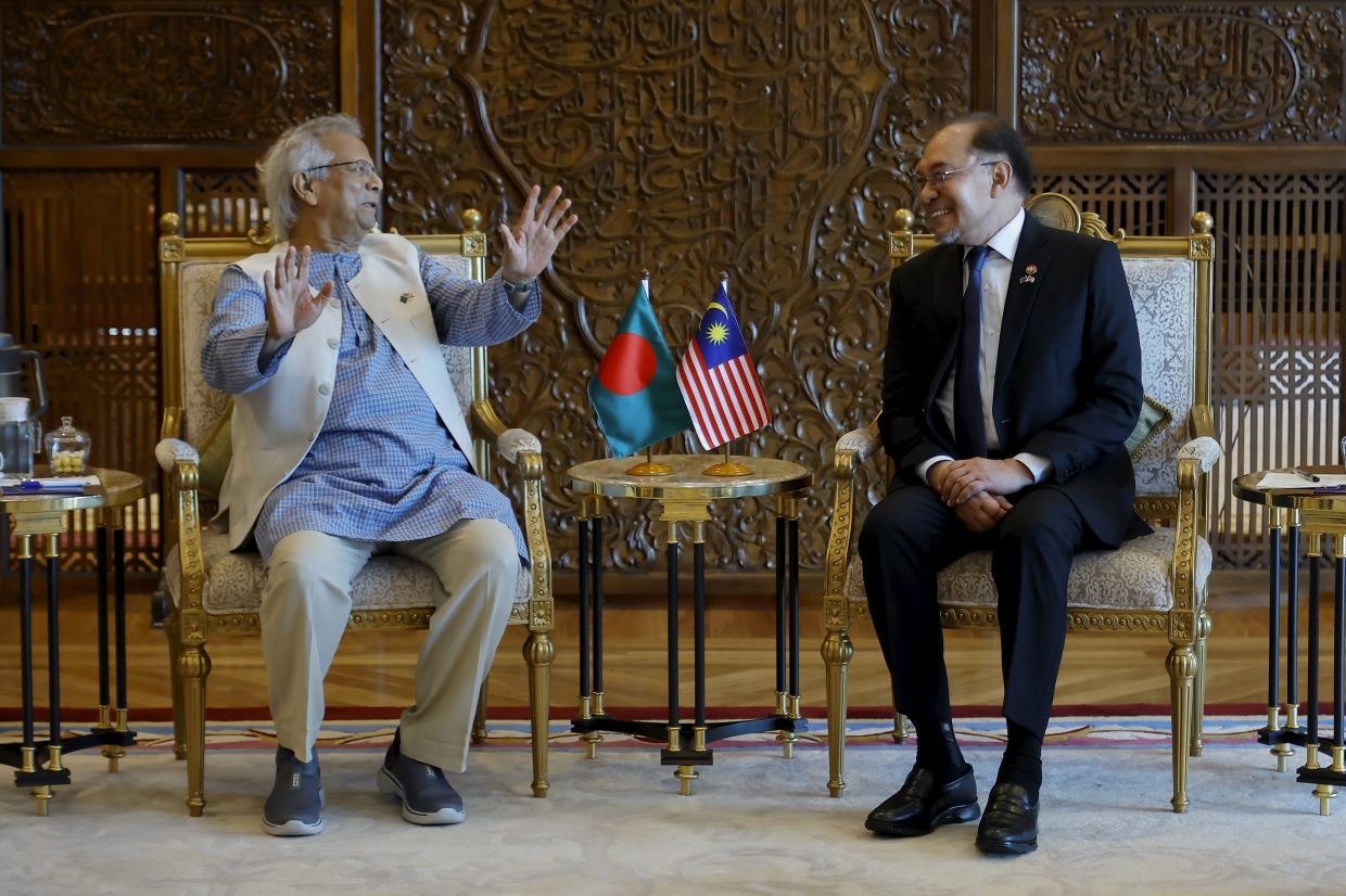 Malaysia, Bangladesh ink eight MOUs to boost bilateral ties, defence cooperation