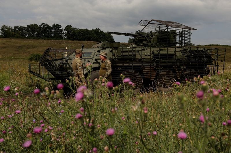 EU leaders say Ukraine should have freedom to decide its future