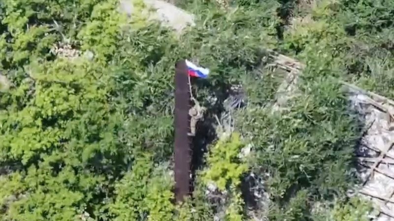 Russia makes sudden advance in Ukraine before Trump-Putin summit, maps show