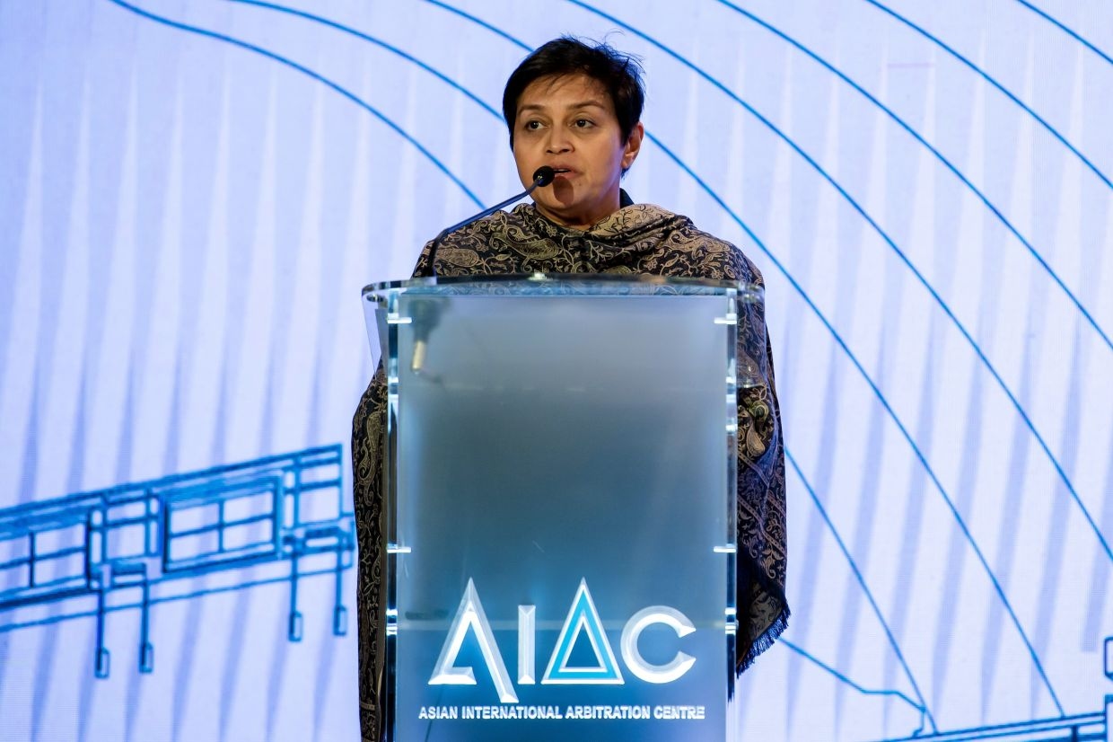 Govt mulling specific laws to tackle AI legal challenges, says Azalina