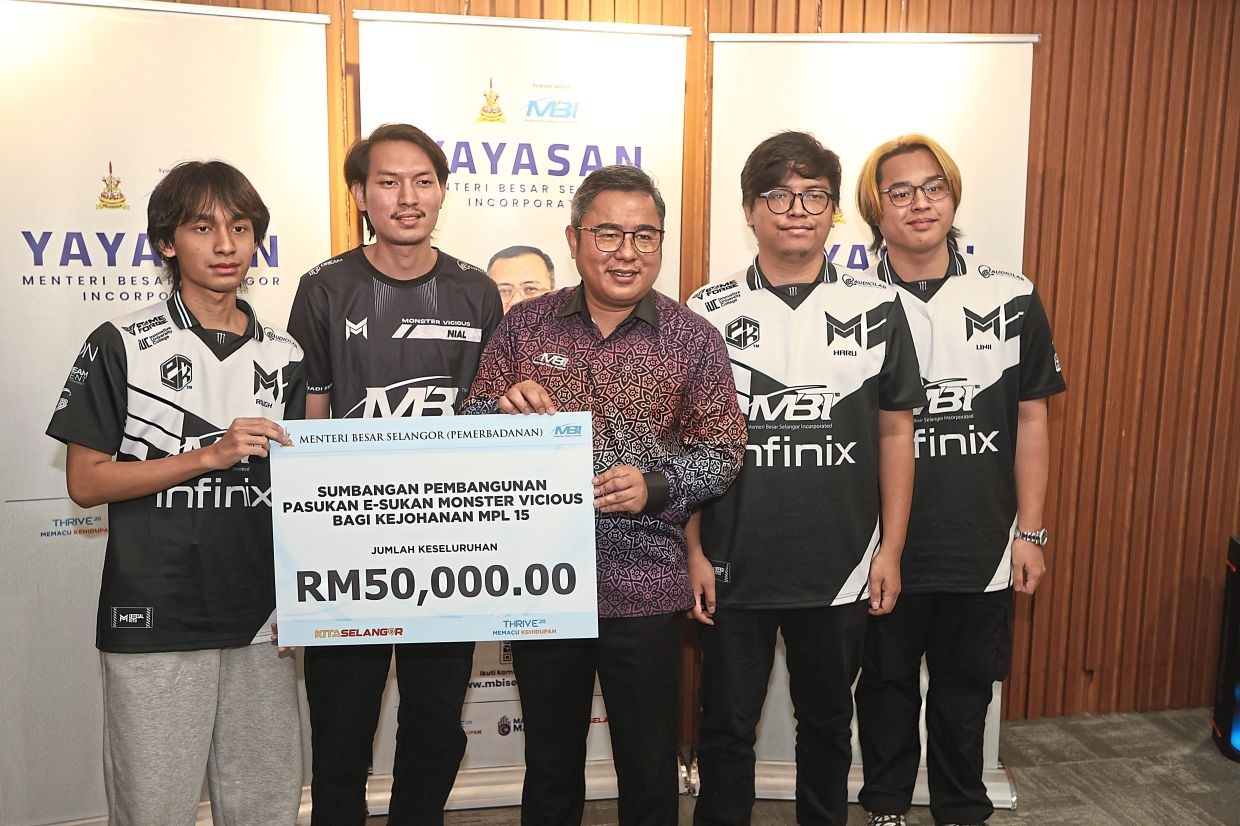 Foundation grants aid to S'gor athletes, youths