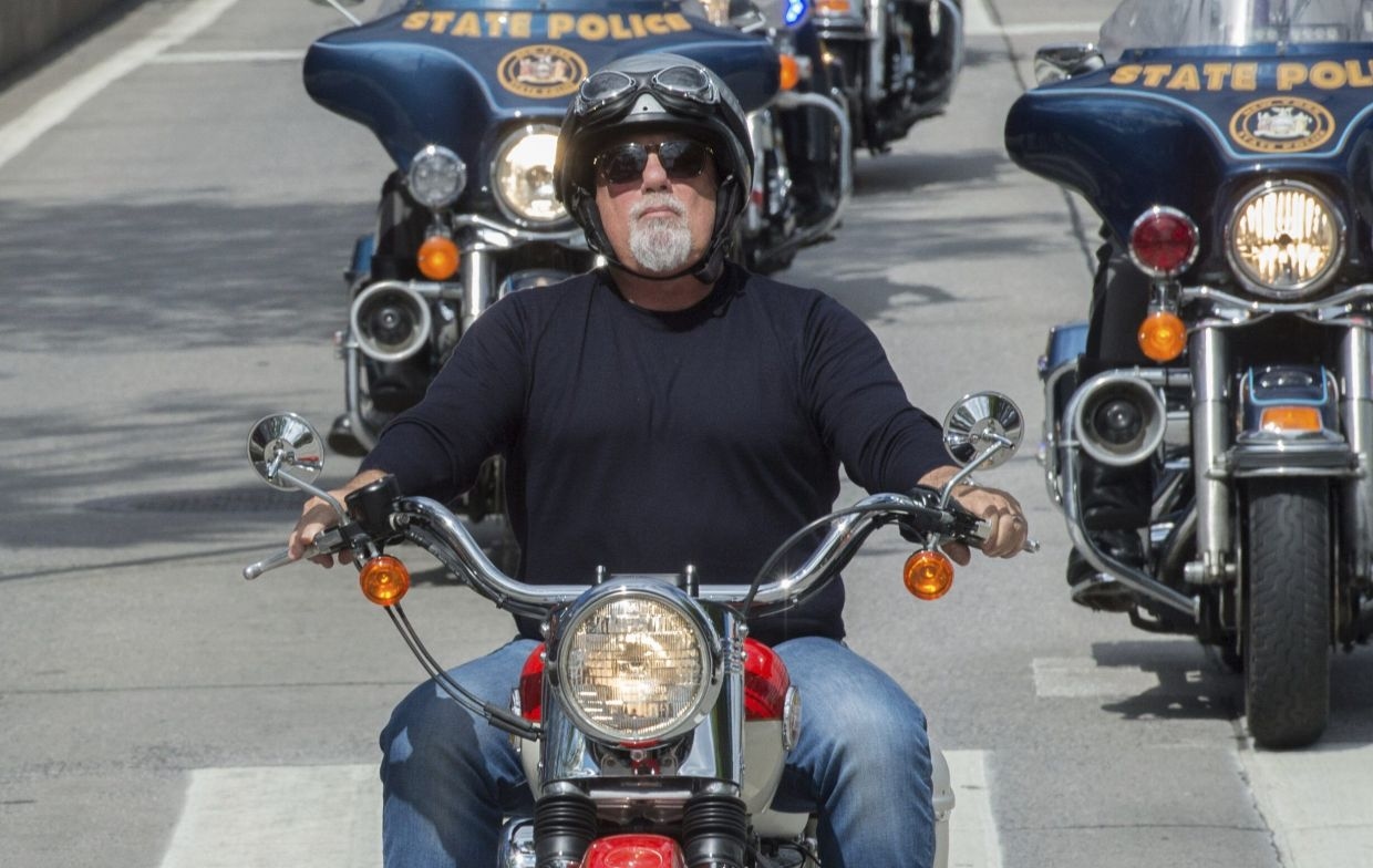 Billy Joel closing beloved motorcycle shop after brain disorder diagnosis