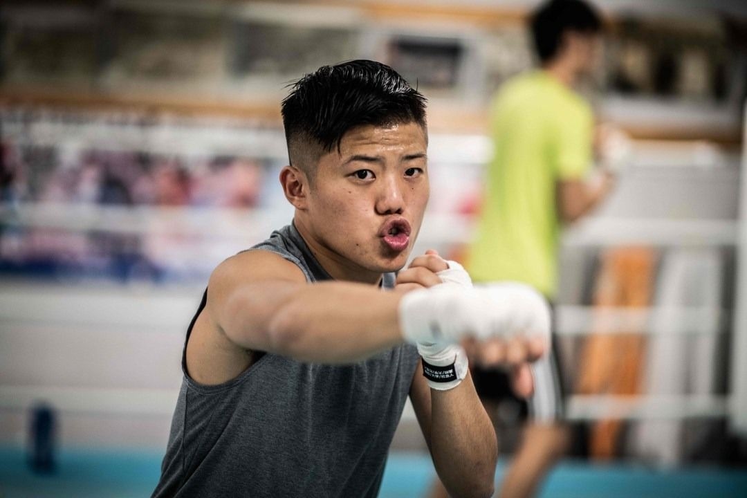 Top Japanese fighter retires to support comatose boxer brother