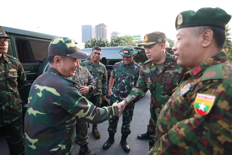 Observer teams monitoring ceasefire on Cambodia-Thailand border