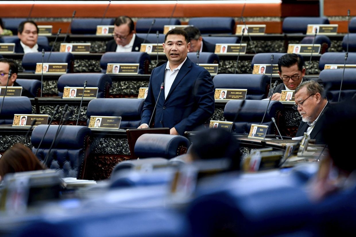 Let the authorities handle it: Rafizi on flag controversy