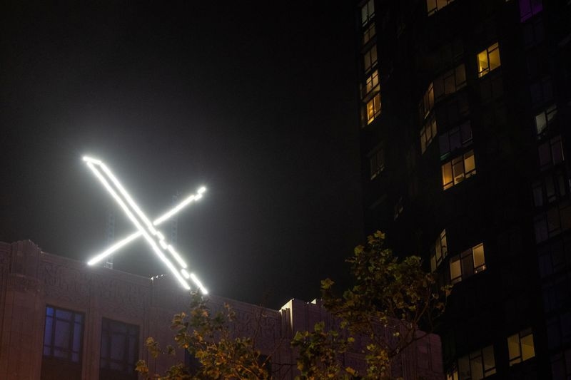 Musk's X back up after brief outage, Downdetector shows
