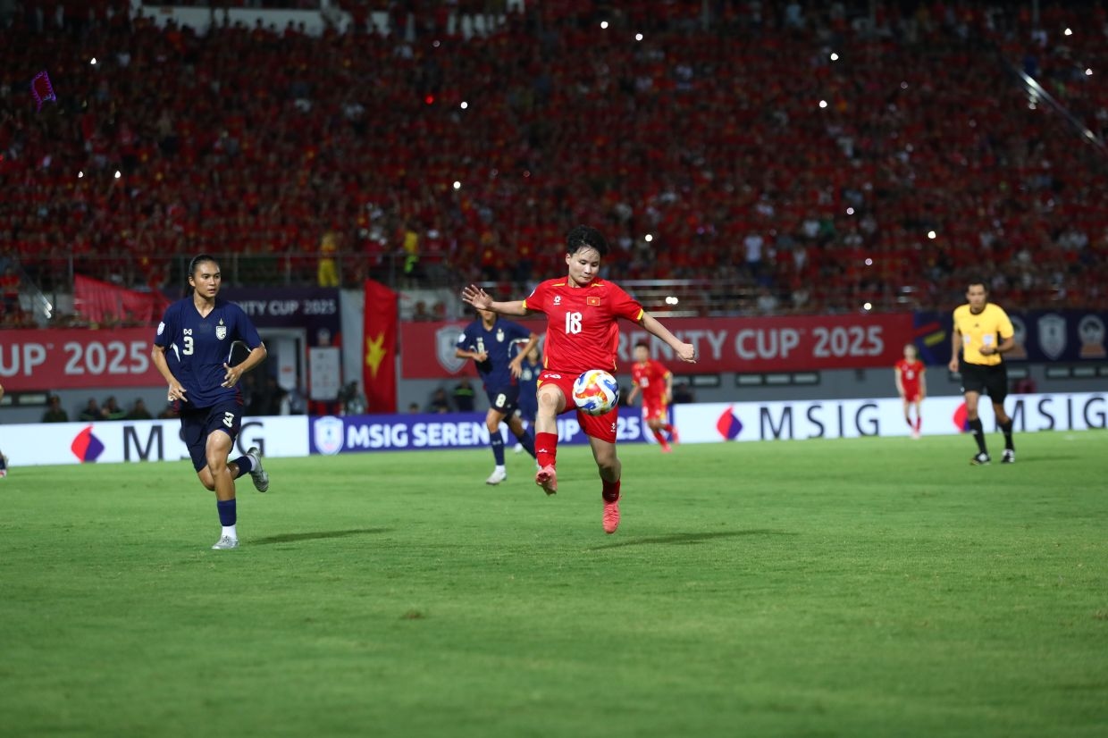 It's fast and furious action as the Asean women's football fiesta in Vietnam moves into the knock-out rounds