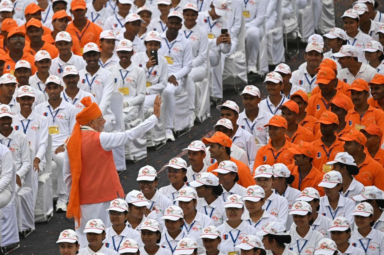 On India's Independence Day, Modi vows to punish Pakistan for future attacks