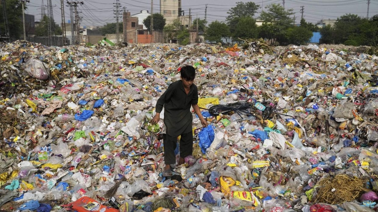 Failed plastics negotiations in Geneva leave the world few options to confront growing pollution crisis