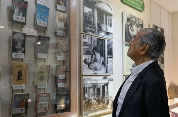 Dr M visits Nagasaki to commemorate 80th anniversary of atomic bombing