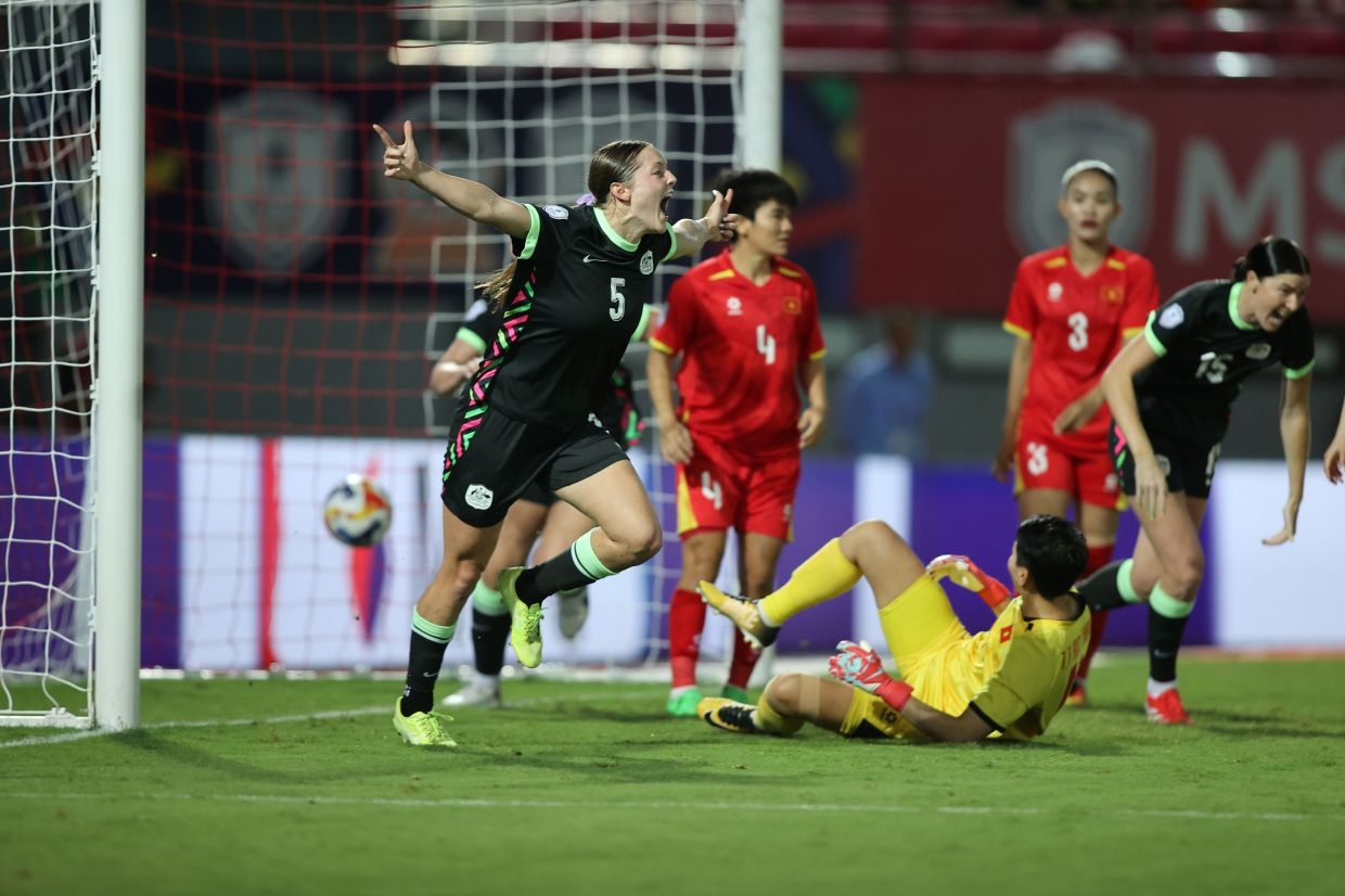Host Vietnam and favourites Thailand tumble out as Myanmar and Australia set up an intriguing final at Asean women's football festival