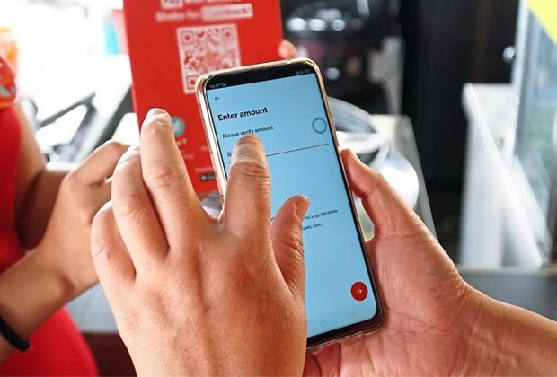 Malaysians embrace cashless payments for seamless travel experience