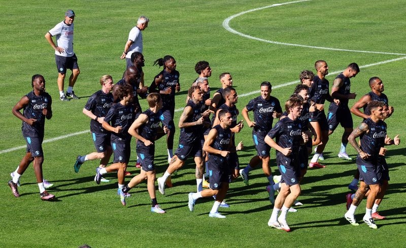 Soccer-Changing of the guard as Serie A clubs reset for title challenge