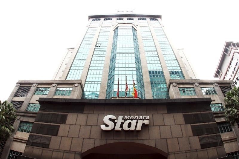 SMG posts small profit on absence of property progress billings