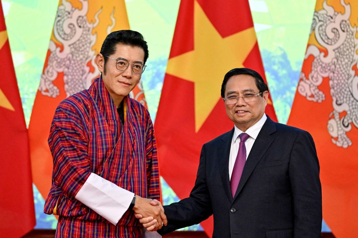 Vietnamese, Bhutanese leaders back plan for direct flights