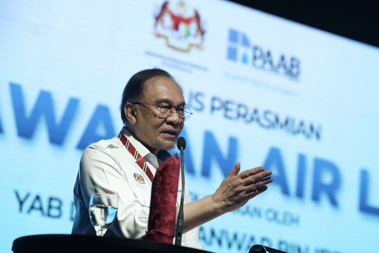 Water, energy supply key to attracting investors, says PM Anwar