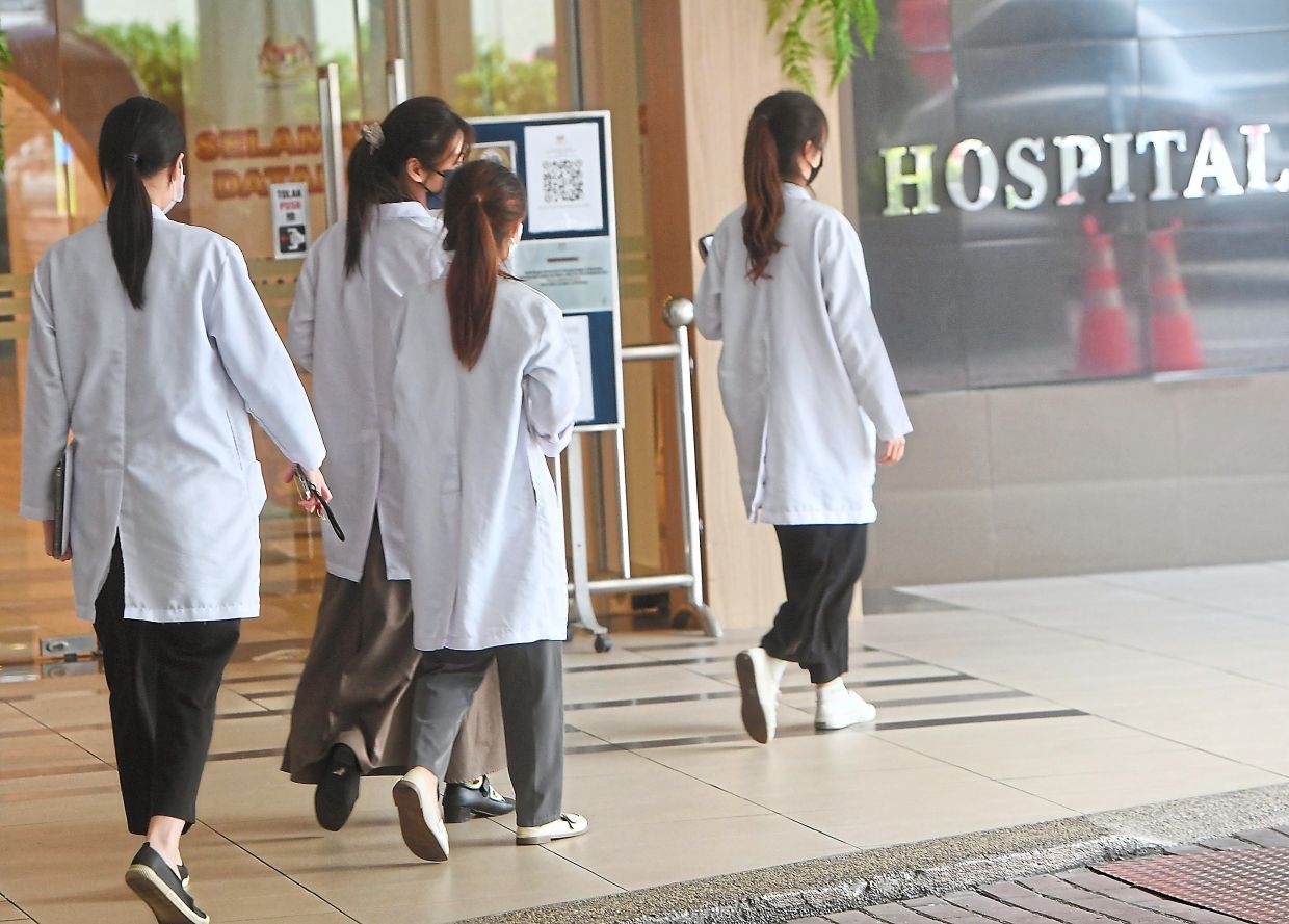 It's too costly to relocate, say docs