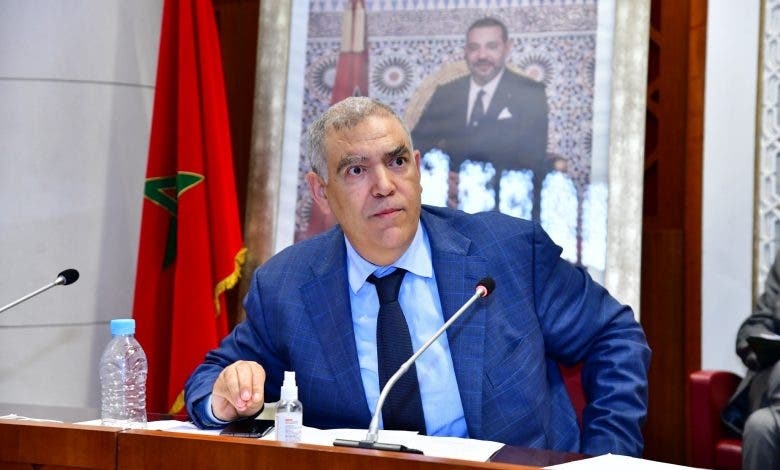 وزير الداخلية يبشر ساكنة مدينة الحسيمة بعدد من مشاريع البنية التحتية